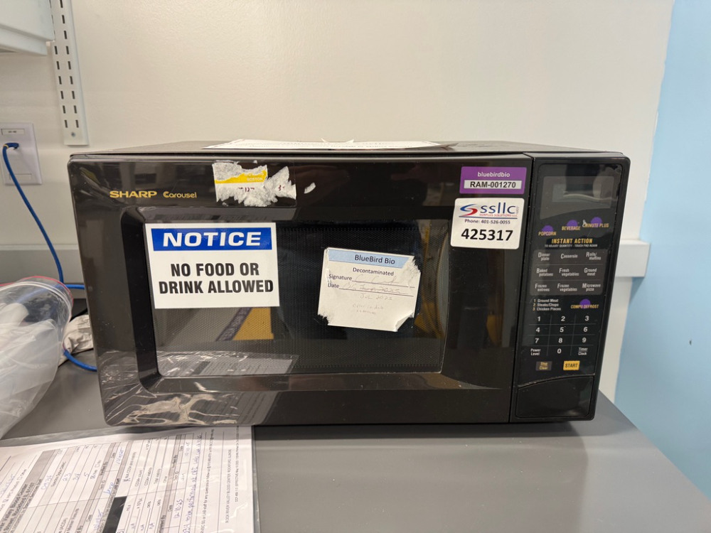 Image of Sharp Carousel Microwave Oven